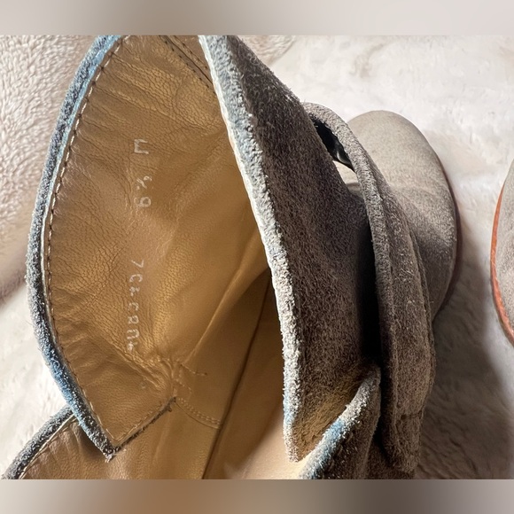 Stuart Weitzman Dude suede ankle boots Womens 6.5 - Picture 7 of 7
